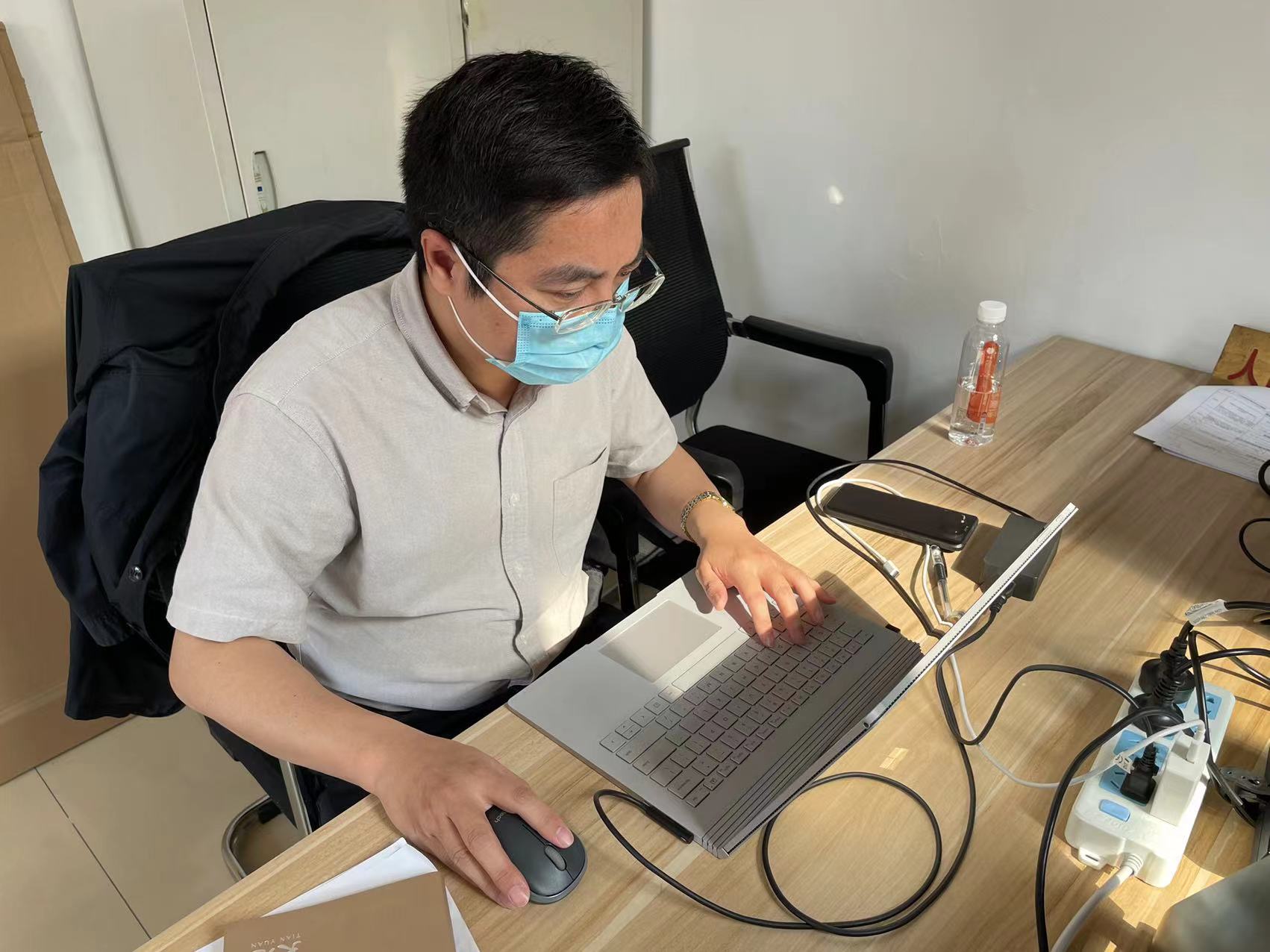 1656421615944372.jpg 4.jpg